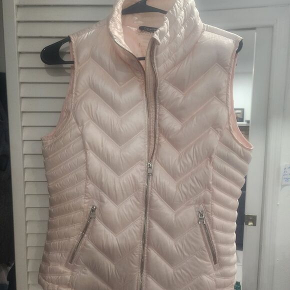Clavin Klein Light Pink Quilted Vest with Zipper - Picture 1 of 9